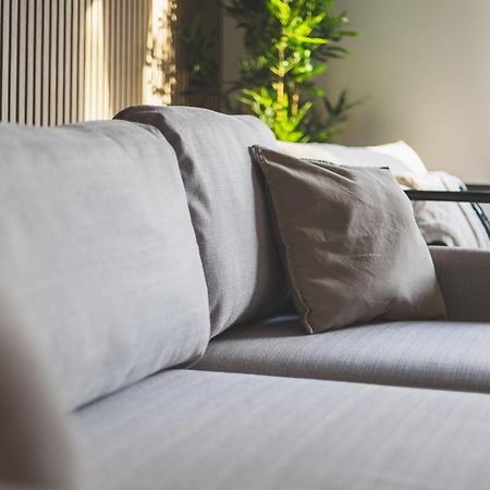 Arte Stays Serviced Houses Stratford - 3 Bedrooms 2 Bathrooms Houses London, Stratford, Maryland, Free Parking, Garden, Weekly Or Monthly Stays - Up To 8 Guests 외부 사진