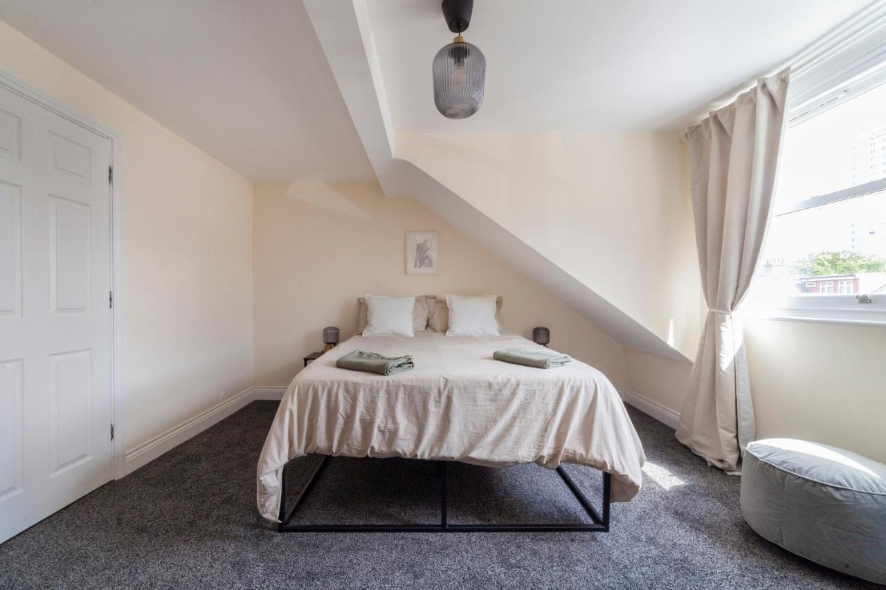 Arte Stays Serviced Houses Stratford - 3 Bedrooms 2 Bathrooms Houses London, Stratford, Maryland, Free Parking, Garden, Weekly Or Monthly Stays - Up To 8 Guests 외부 사진