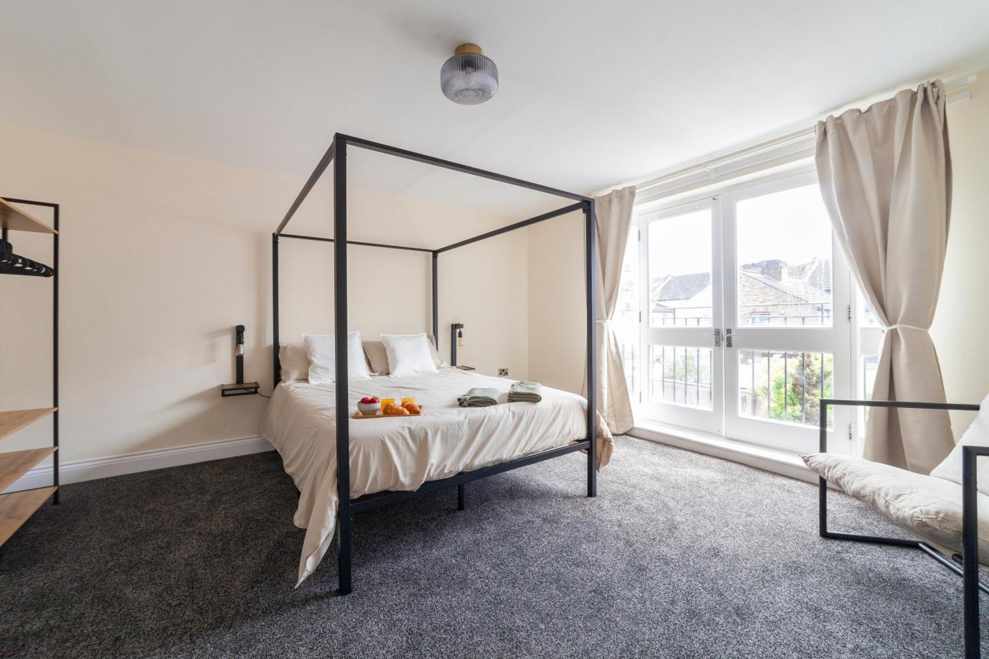 Arte Stays Serviced Houses Stratford - 3 Bedrooms 2 Bathrooms Houses London, Stratford, Maryland, Free Parking, Garden, Weekly Or Monthly Stays - Up To 8 Guests 외부 사진